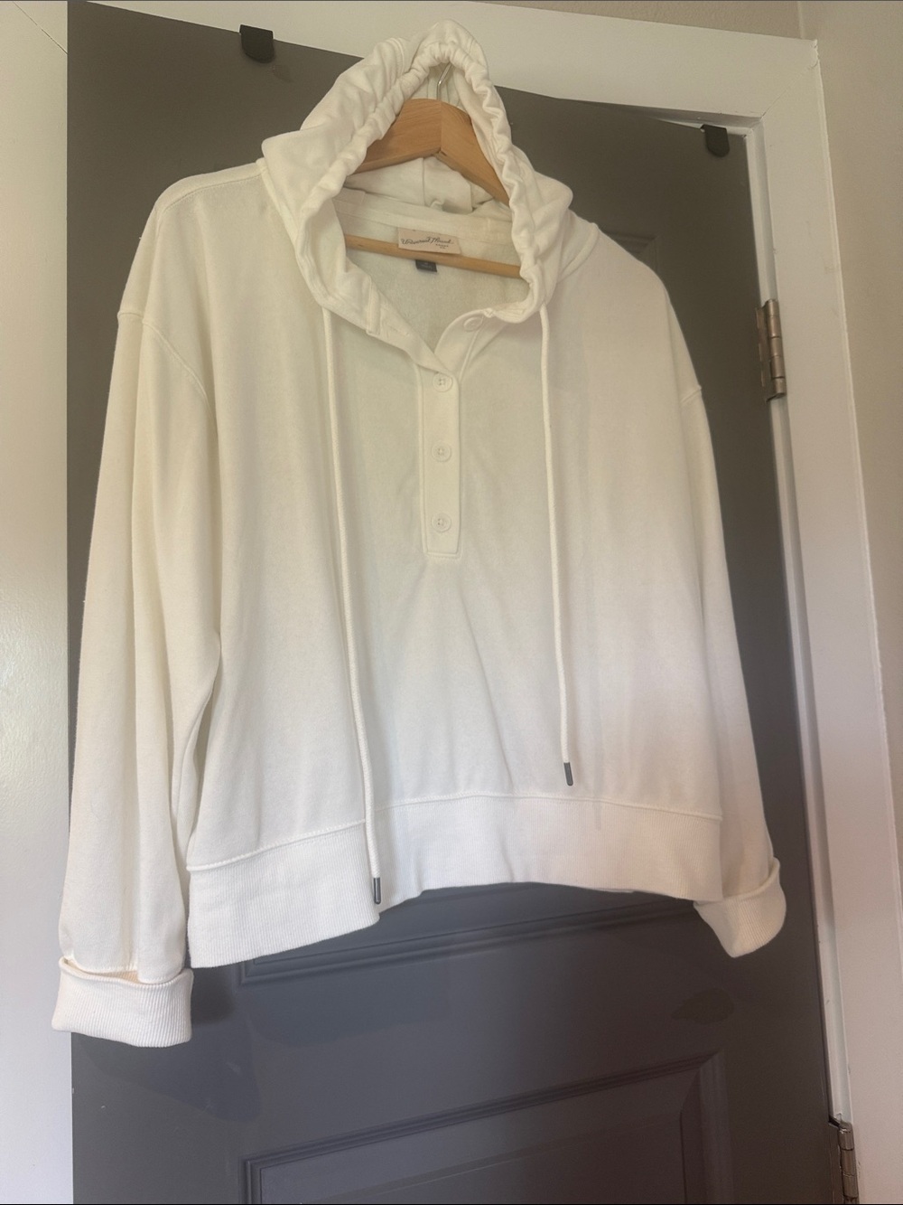 Universal Thread White Hooded Henley Pullover